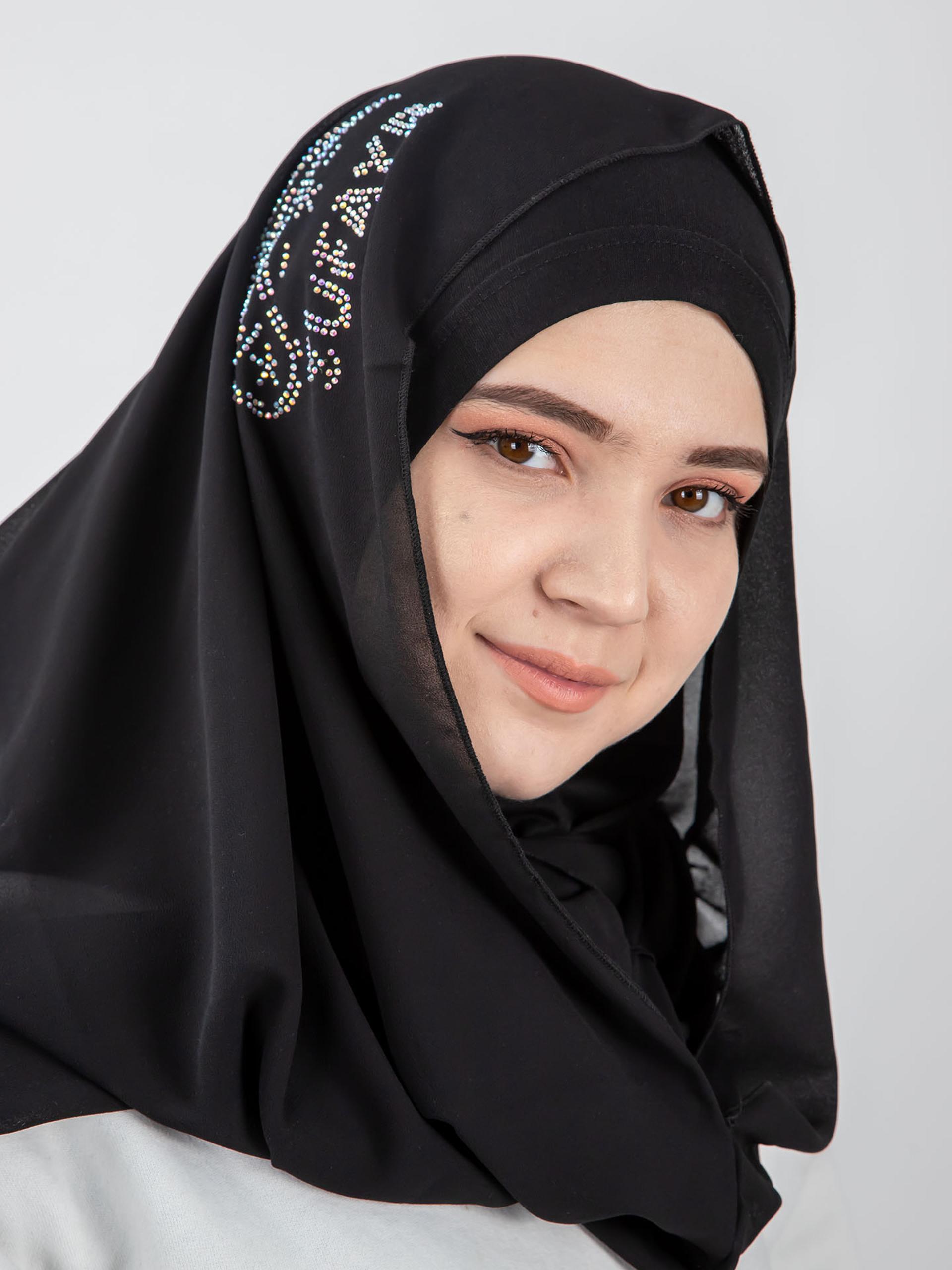 Ayollar saunasida yashirin mini kamera