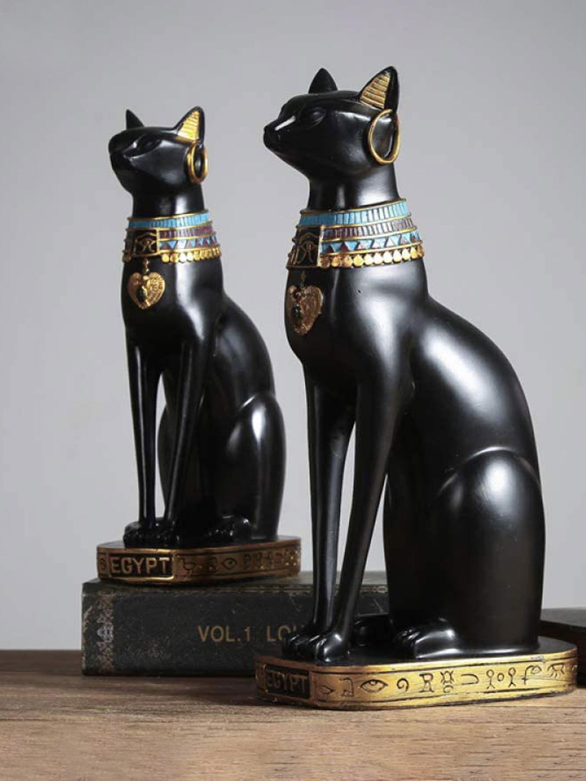 Talabalar külotlarini korsatadilar Er-xotinning xizmatkorni sikayotgani pornosini tomosha qiling